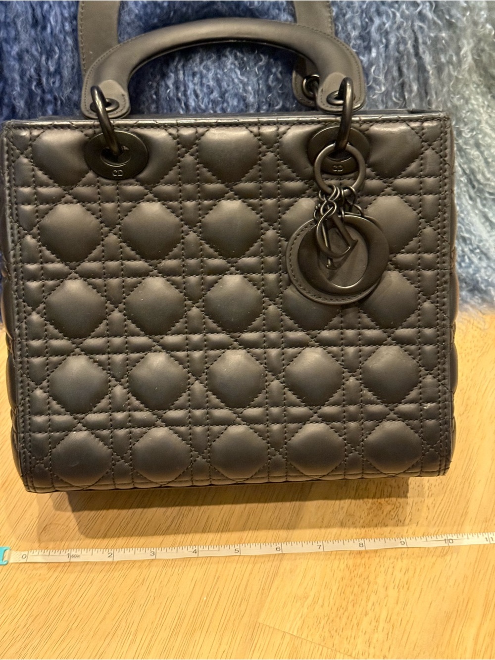 Christian Dior Lady Dior Medium Bag Black Ultramatte Cannage Calfskin pre-owned - Picture 5 of 14